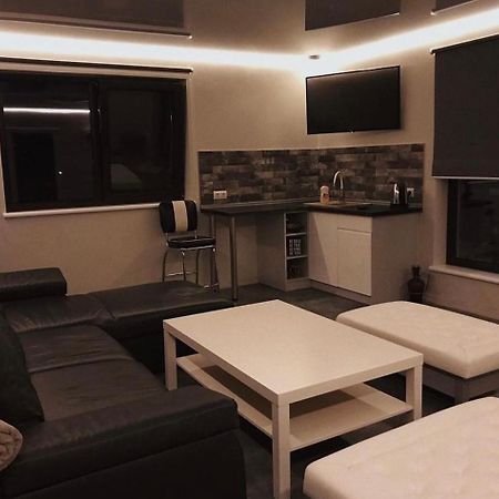 Royal Relax Guest House Khorodelets Ngoại thất bức ảnh